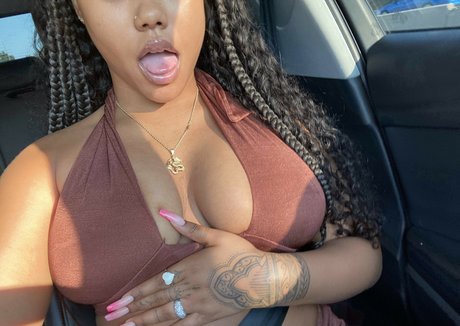 Dejarennae on onlyfans