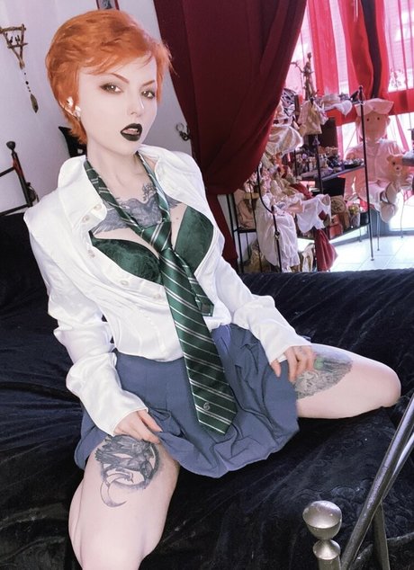 Faerie Blossom onlyfans nude photos