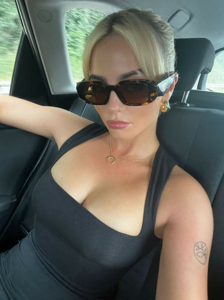 Amelia Eve Gibson joi onlyfans