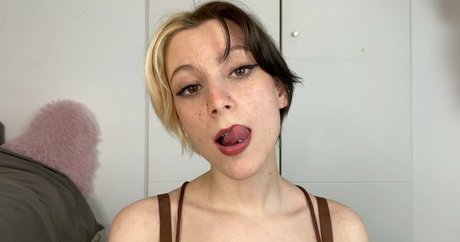 lottiesfree sextape onlyfans