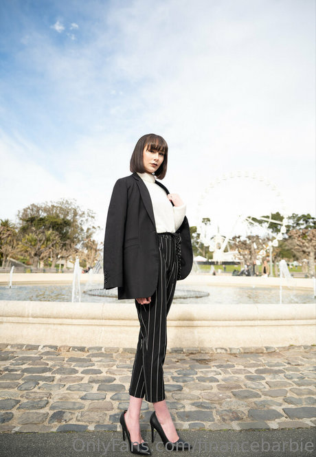 financebarbie onlyfans leaked pics