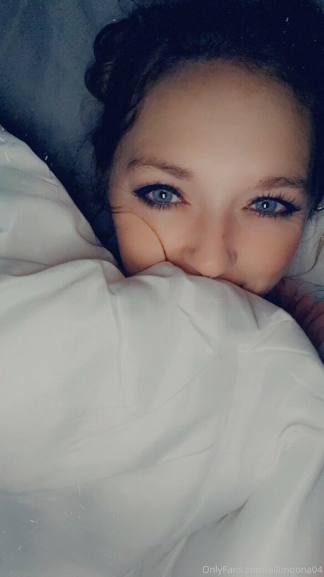 allimoona04 leak onlyfans