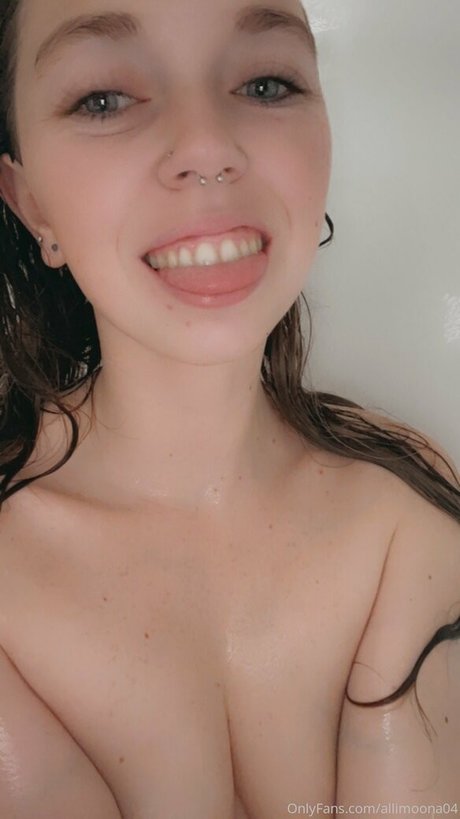 allimoona04 leaked onlyfans pictures