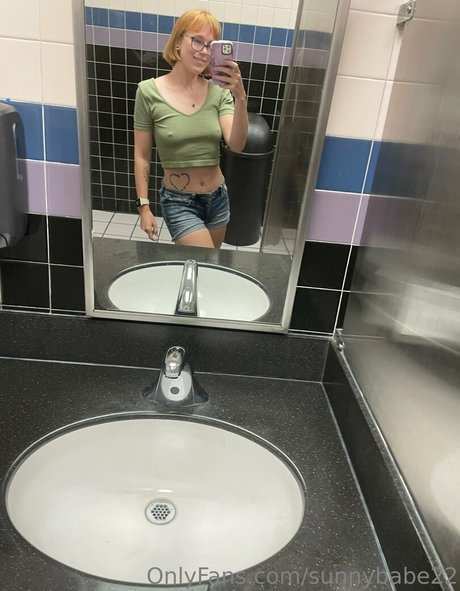 sunnybabe22 onlyfans uncensored