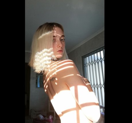 Jaime Bowring onlyfans model photo