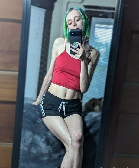 fernfaeefree onlyfans leaked.