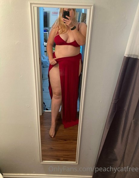 peachycatfree nude onlyfans porn