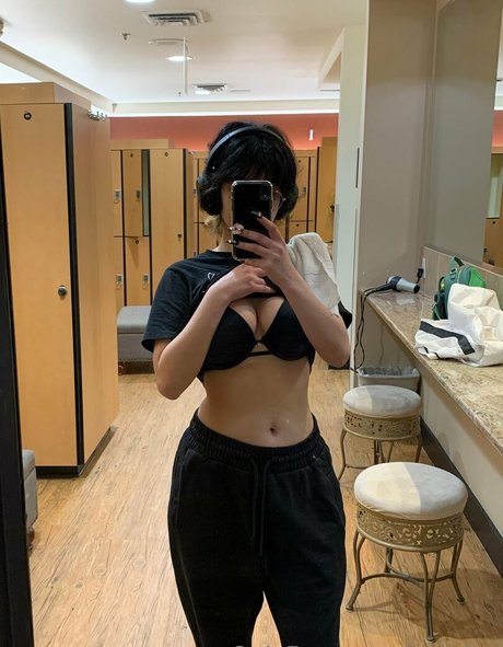 luvixiao boobs onlyfans