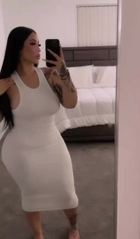 AmyyCrumm onlyfans model