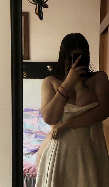 sar eliii onlyfans explicit content