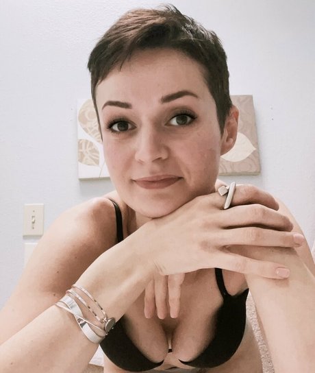 Masha nova onlyfans leak