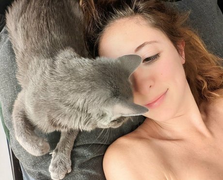 Ellie Hayden naked only fans