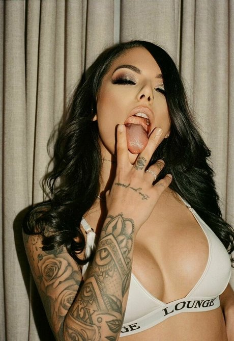 Gina Valentina leaked onlyfans