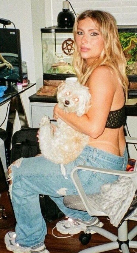 Annie Lederman onlyfans leakd