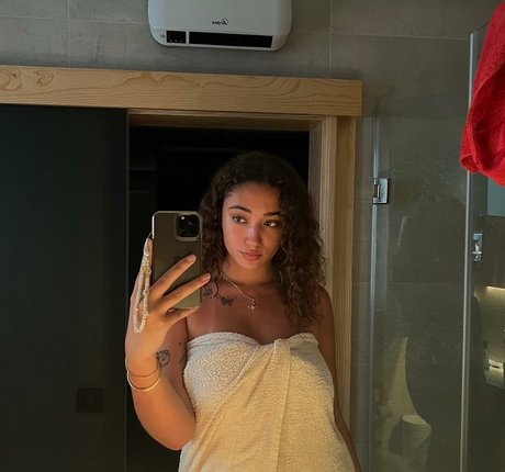 Spicy Honey onlyfans picture