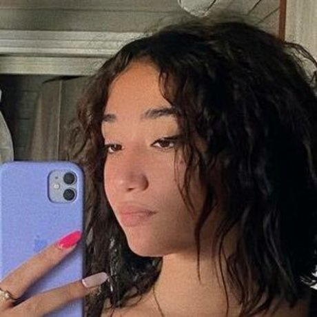 Spicy Honey naked on onlyfans