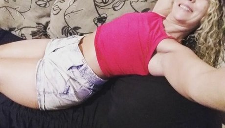 Soninha Coroa strip onlyfans