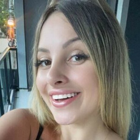 Karine Dayane naked onlyfans leaks