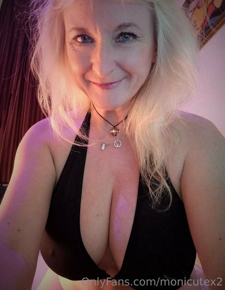 monicutex2 only fans pictures