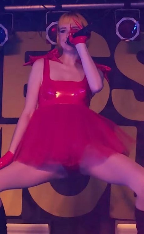 Tessa Violet leaked porn onlyfans