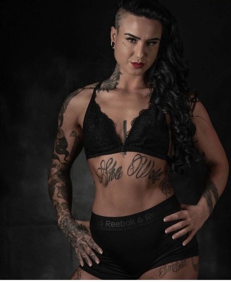 Ashlee Evans Smith onlyfans ass