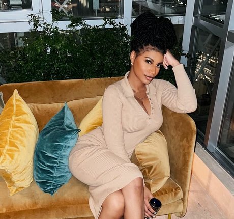 Taylor Rooks nude onlyfans porn