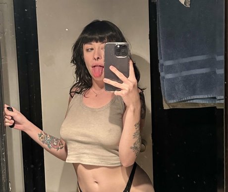 Strawberry bb onlyfans photos