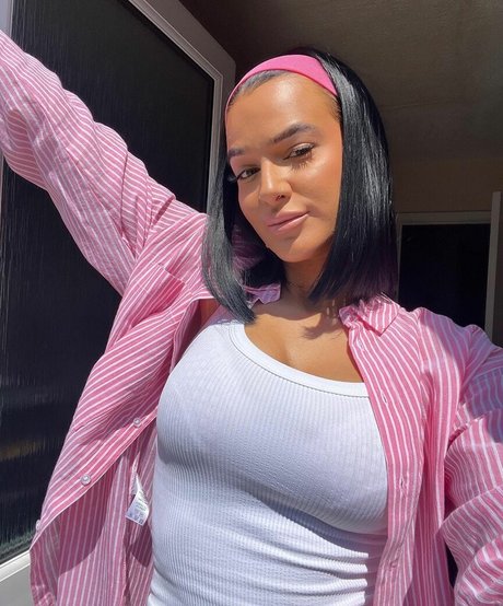 Louise Reid only fans leaked porn