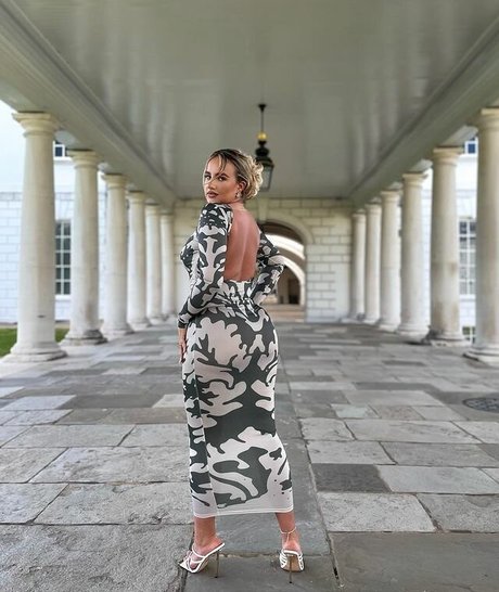 LAURA GOLD nudes only fans