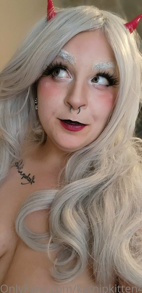 katnipkitten420 onlyfans desnuda