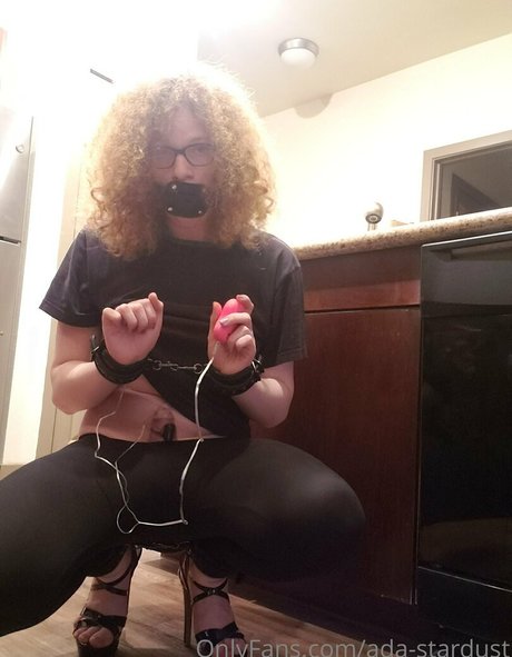 ada stardust Profile pic