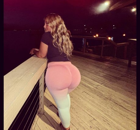 WhiteGirlRoseee leak onlyfans