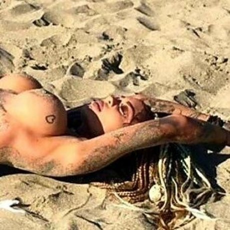 Amanda McNair nudes onlyfans