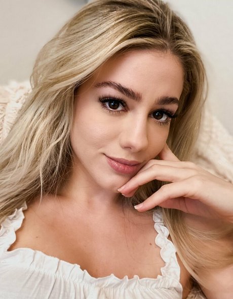 LuluLuvely onlyfans nudes