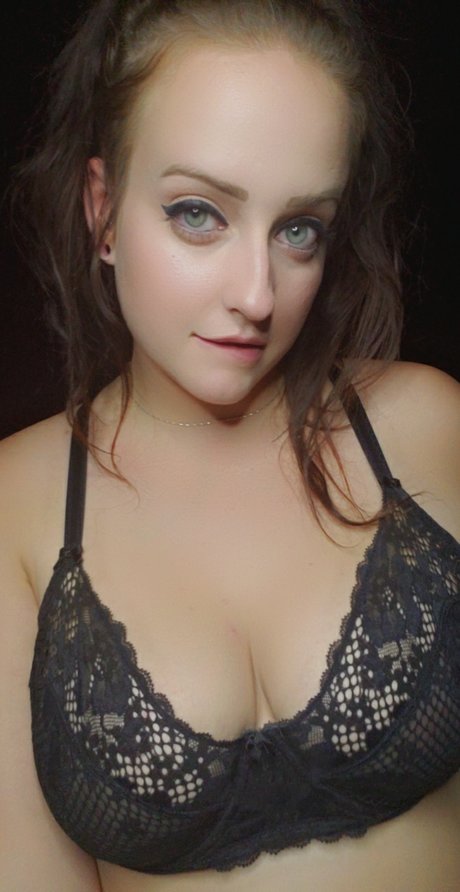 Olivia Kay onlyfans porn leak