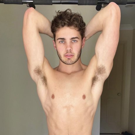 Oliver Free onlyfans leaked dirtyship