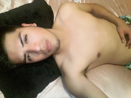 OLIVER MALVAL leaked onlyfans free