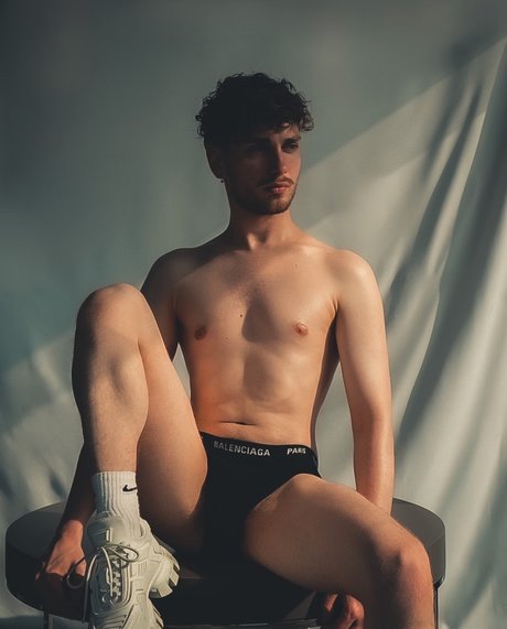 Simon Shy onlyfans nude leaks