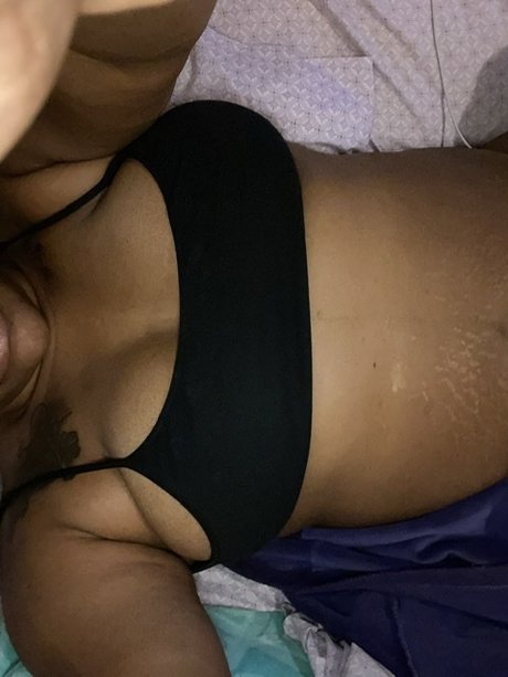 Nola Symoan new onlyfans leak