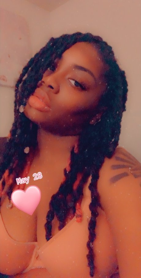 Nola Darling onlyfans striptease