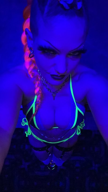 Nite Satellite onlyfans nude