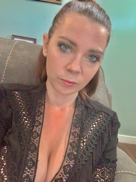 Nikki Bang only fans