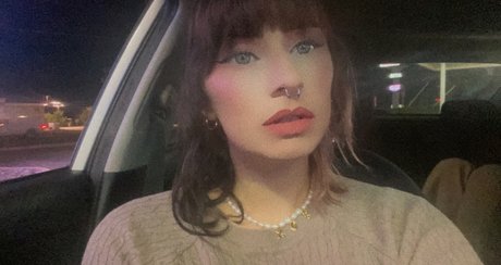 Peachie Fox onlyfans sexy