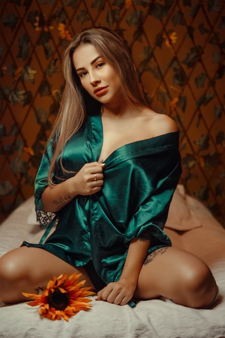 Paula Lond onlyfans nsfw