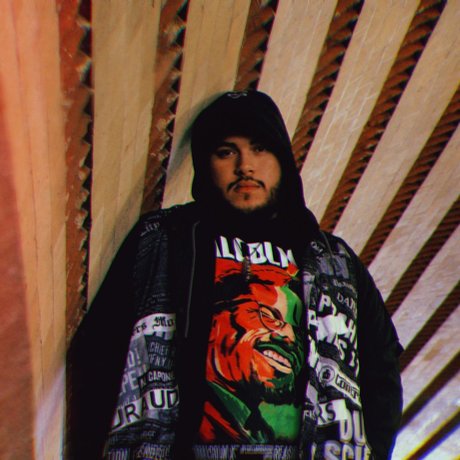 Papi Guapo onlyfans explicit content