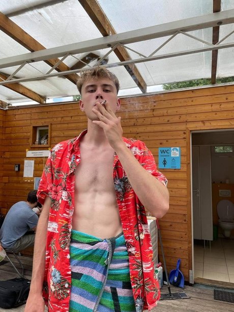 Papa Kaas onlyfans strip