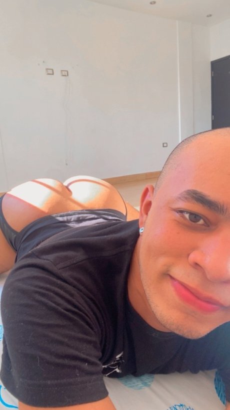 Paolo_ naked onlyfans pics