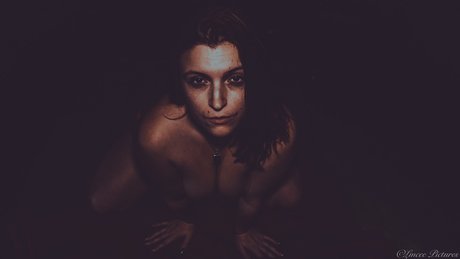 OnlyMoeCee onlyfans nide