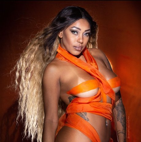 Pretaglauce onlyfans sextape leak