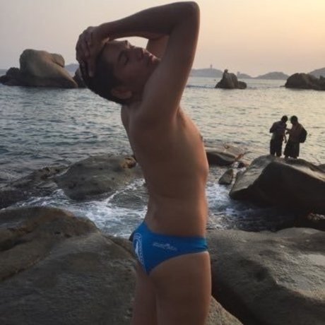 powerN0E en onlyfans